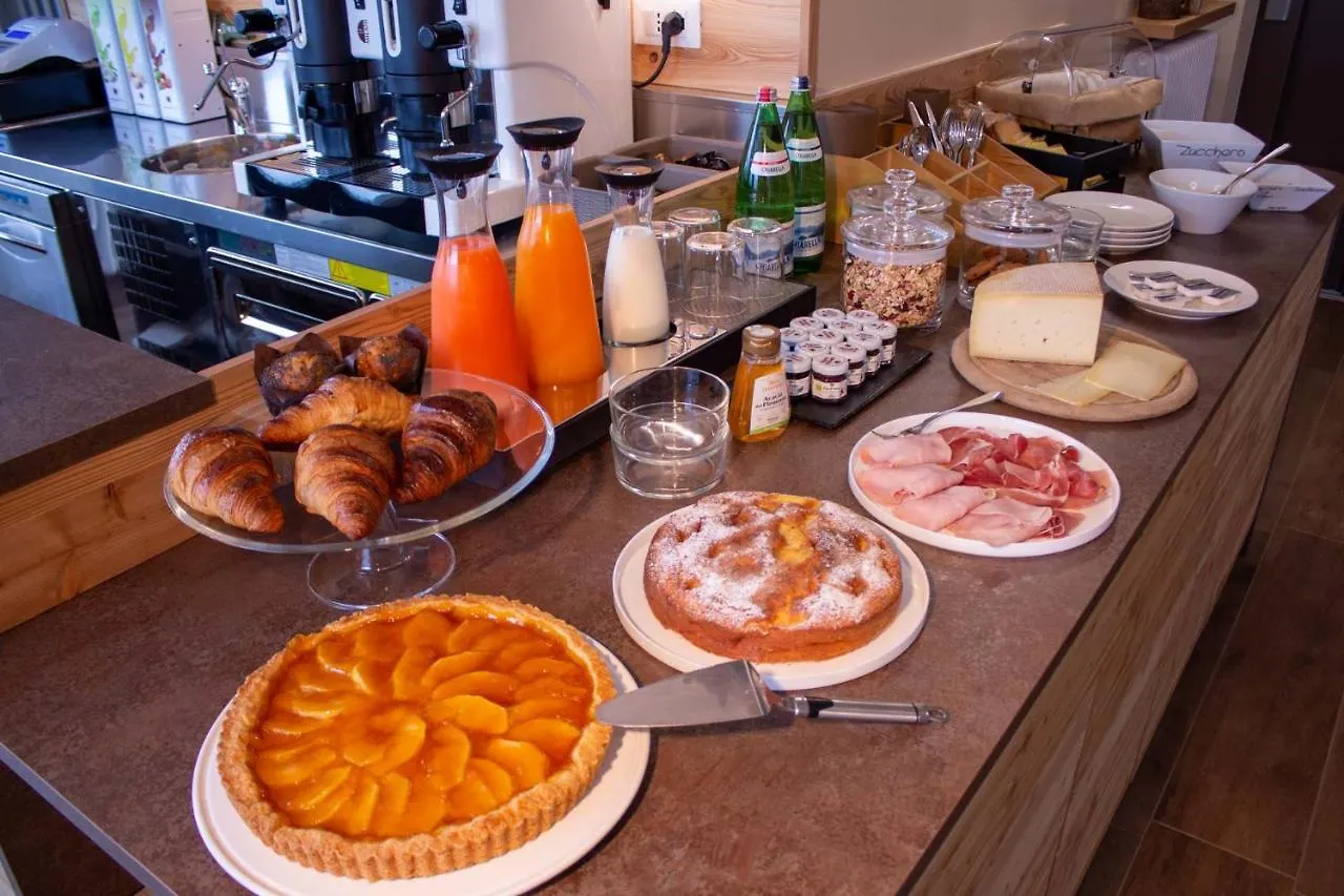 Garni Le Grigne Bed & Breakfast Barzio