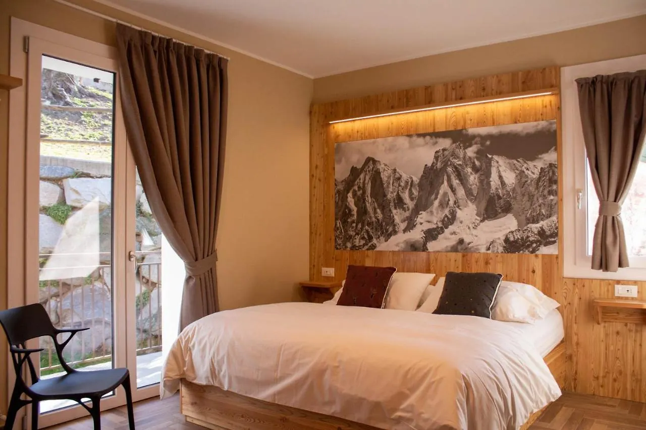 Garni Le Grigne Bed & Breakfast Barzio Italy