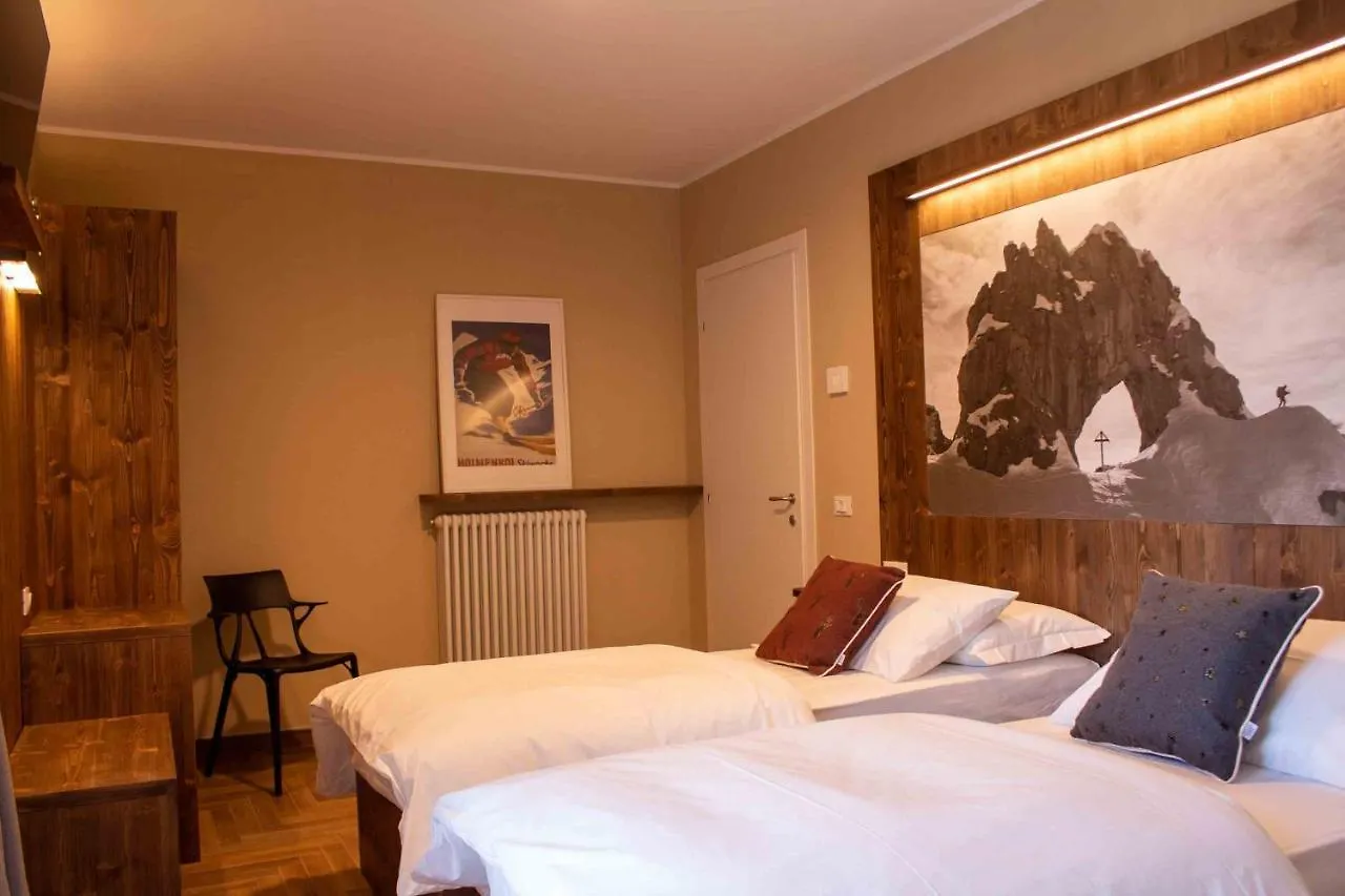 Garni Le Grigne Bed & Breakfast Barzio Italy